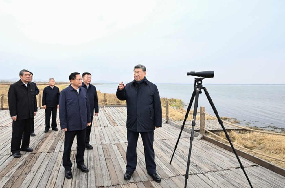 习近平在内蒙古乌兰察布考察
